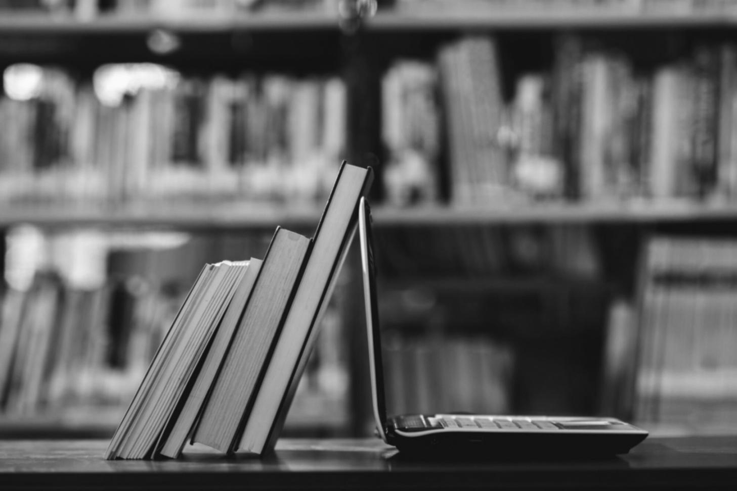 Espace de travail avec analyses financières